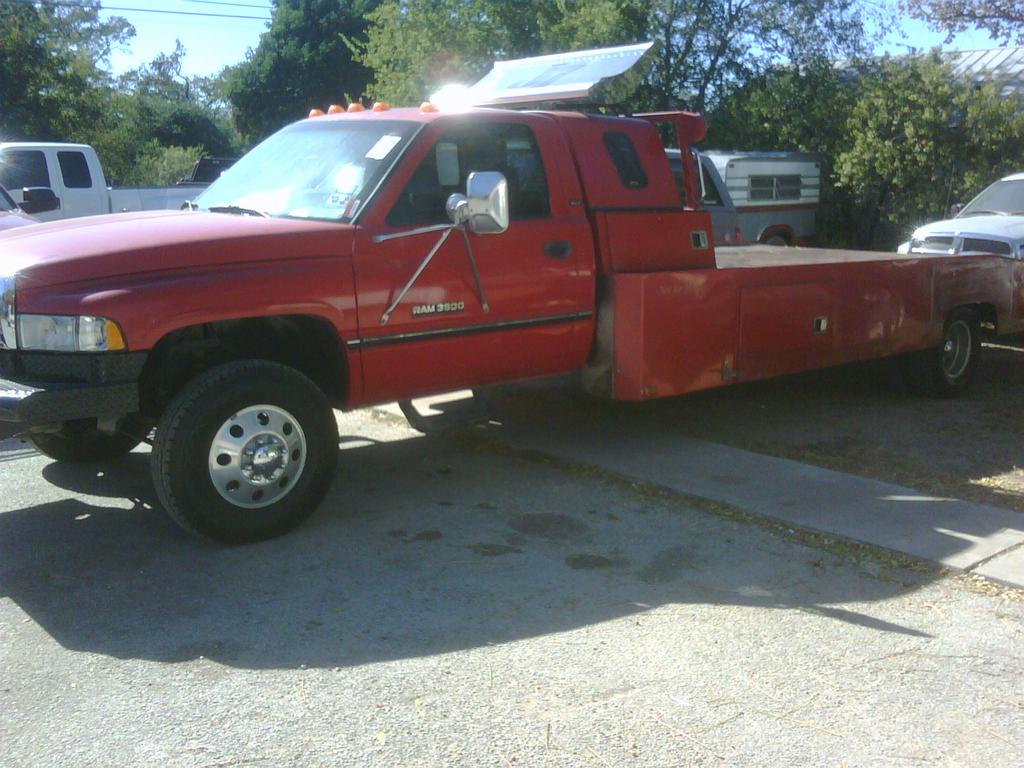 Pictures for BURGIN AUTO SALES in Kerrville, TX 78028